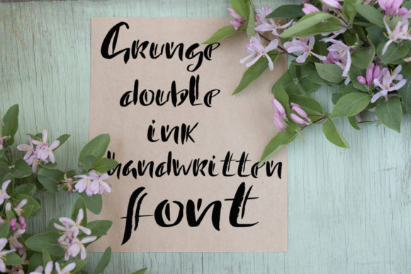 Double Ink: A Trendy Display Font for Creative Projects